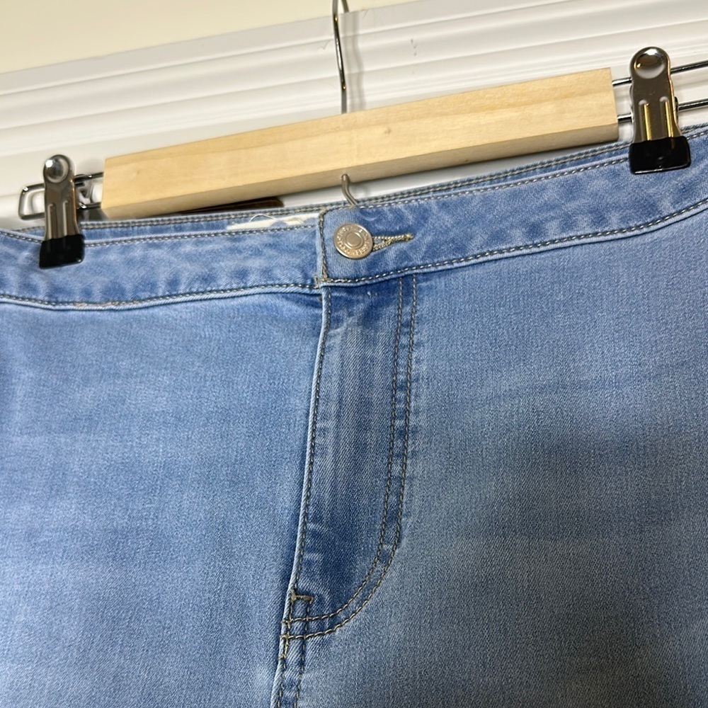 We The Free Float on Flare Blue Flare Wide Leg Jeans with Frayed Hem Sz29 - Picture 5 of 9